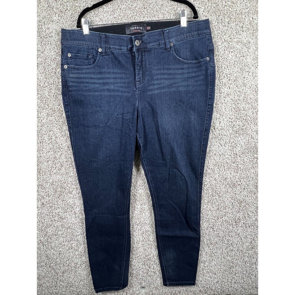 Torrid Denim Jeans Womens 20R Blue Denim Tapered Mid Rise Dark Wash Cotton Poly